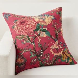 2 - NWOT Red Dahlia Reversible Pillow Covers (22”) ❤️